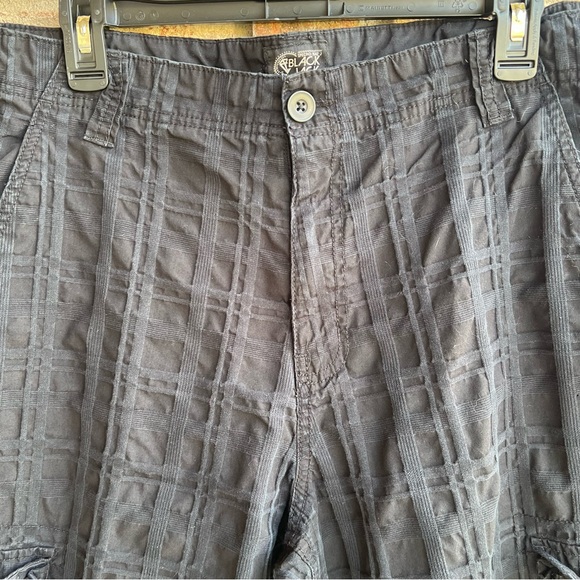 🍒💣 Black Jack black cargo shorts - Picture 2 of 11